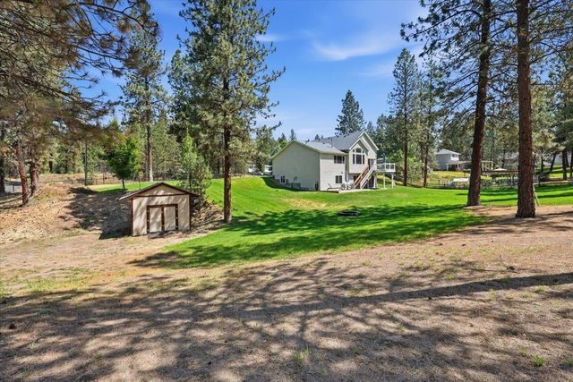 5861 Jergens Rd, Nine Mile Falls, WA 99026