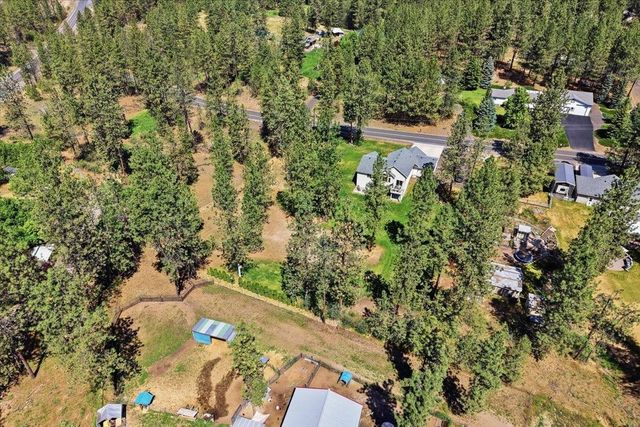 5861 Jergens Rd, Nine Mile Falls, WA 99026