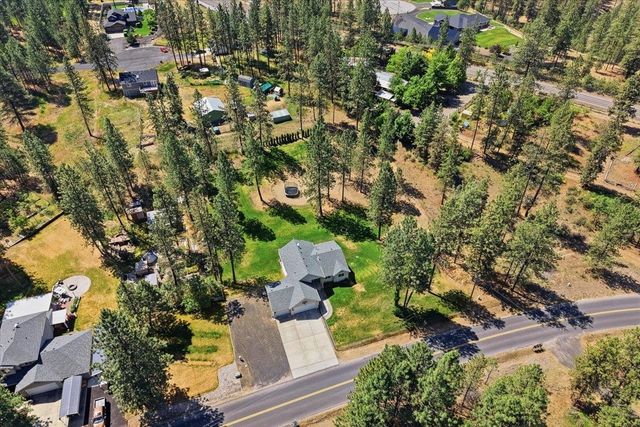 5861 Jergens Rd, Nine Mile Falls, WA 99026