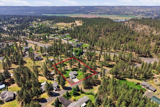 5861 Jergens Rd, Nine Mile Falls, WA 99026