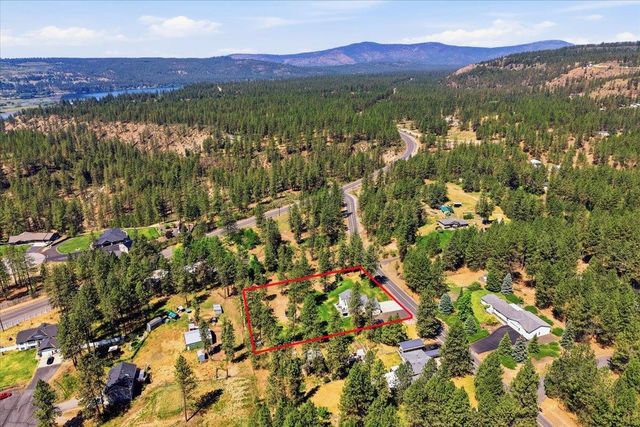 5861 Jergens Rd, Nine Mile Falls, WA 99026