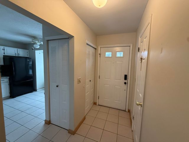 147 Middlesex Road, Merrimack, NH 03054