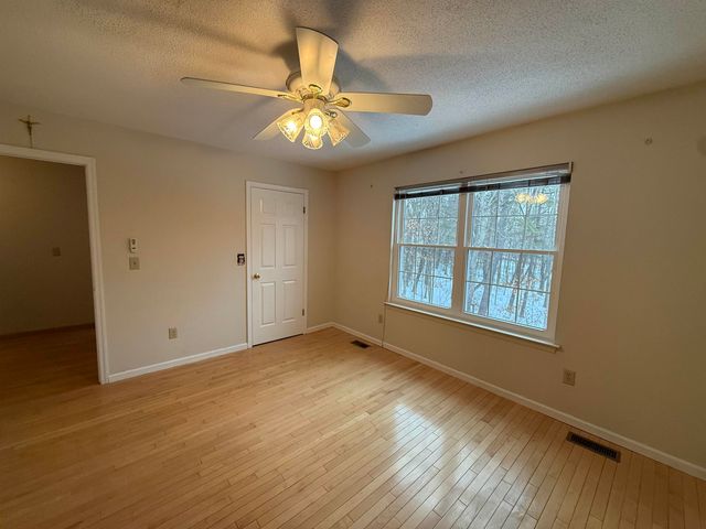 147 Middlesex Road, Merrimack, NH 03054