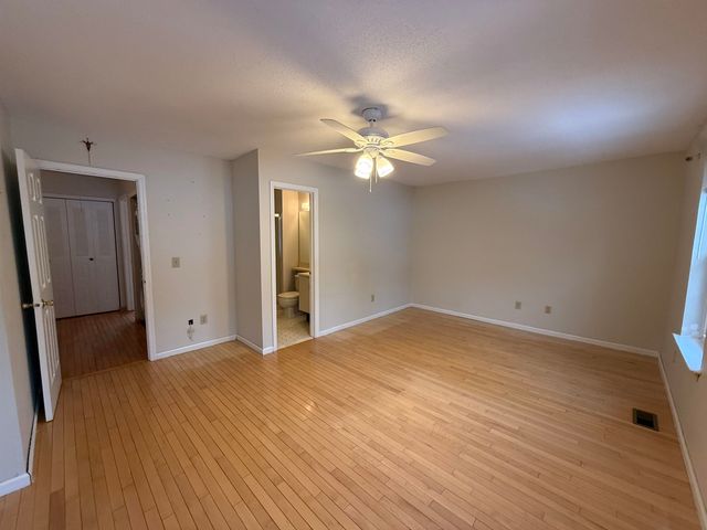 147 Middlesex Road, Merrimack, NH 03054