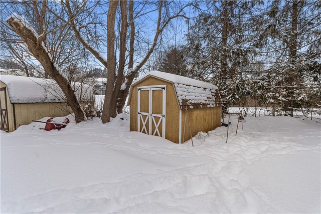 6 Valley View Circle, Victor, NY 14564