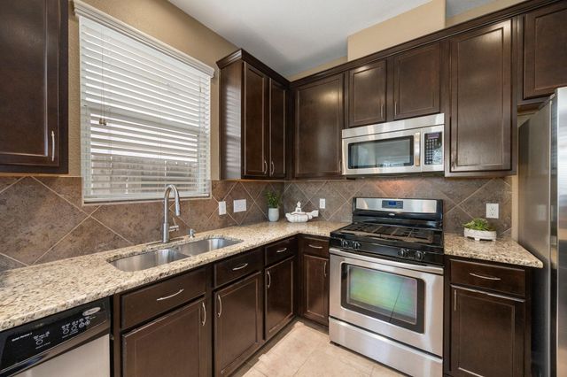 10045 Hillside Bayou Dr, Houston, TX 77080