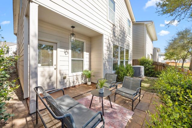 10045 Hillside Bayou Dr, Houston, TX 77080