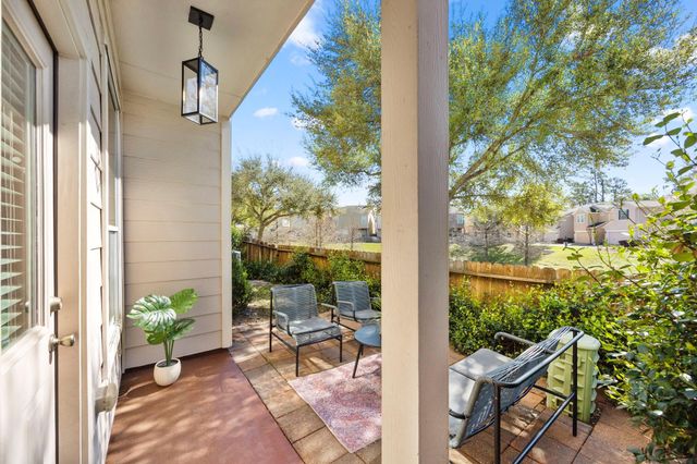 10045 Hillside Bayou Dr, Houston, TX 77080