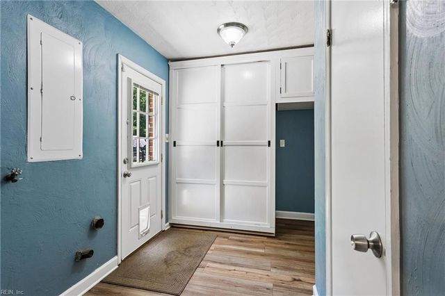 224 Dublin CT, Newport News, VA 23601