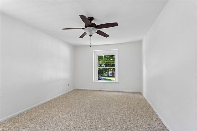 224 Dublin CT, Newport News, VA 23601