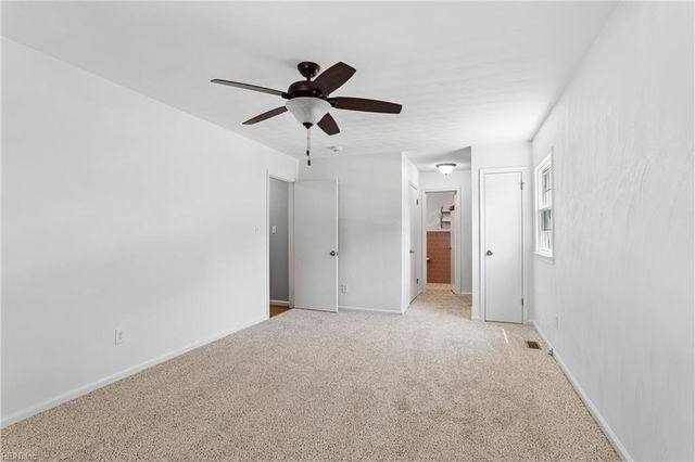 224 Dublin CT, Newport News, VA 23601
