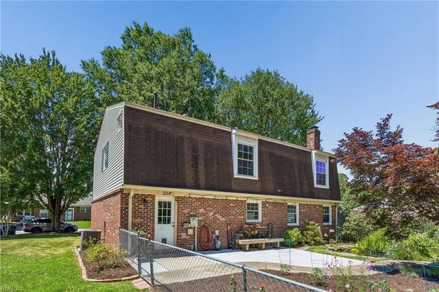 224 Dublin CT, Newport News, VA 23601