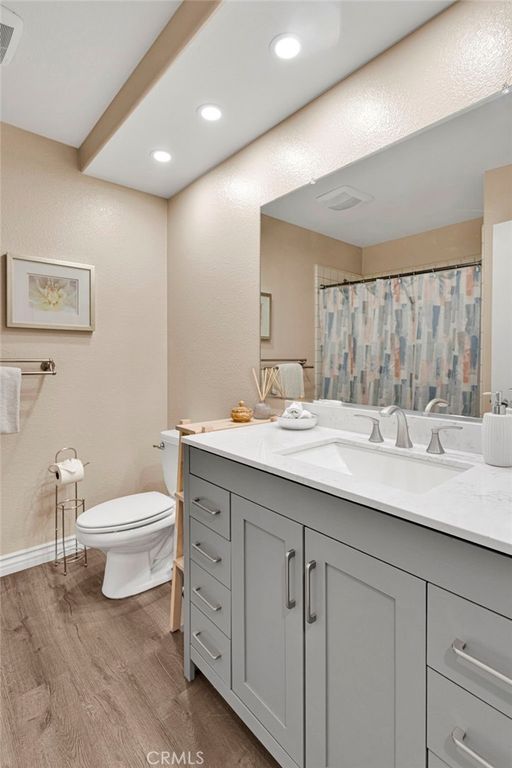 Image 26 of property listing at 16249 Crown Valley Drive, Apple Valley, CA 92307