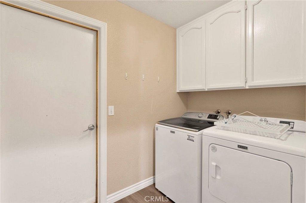Image 38 of property listing at 16249 Crown Valley Drive, Apple Valley, CA 92307