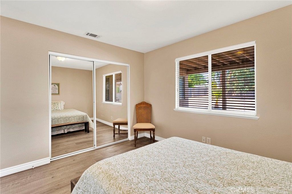 Image 40 of property listing at 16249 Crown Valley Drive, Apple Valley, CA 92307