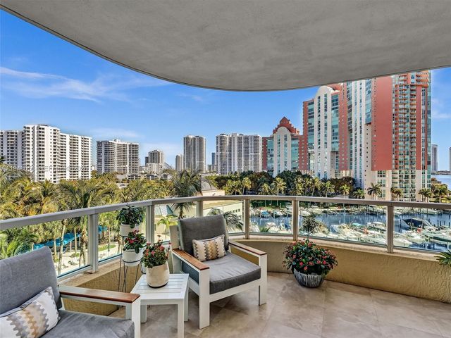 3340 NE 190th St 704, Aventura, FL 33180