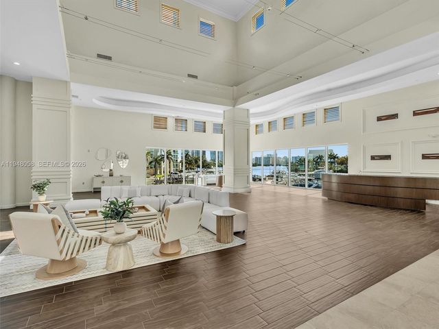 3340 NE 190th St 704, Aventura, FL 33180