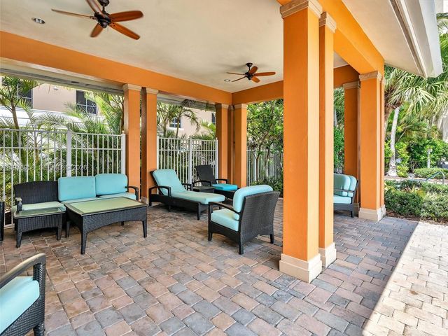 3340 NE 190th St 704, Aventura, FL 33180