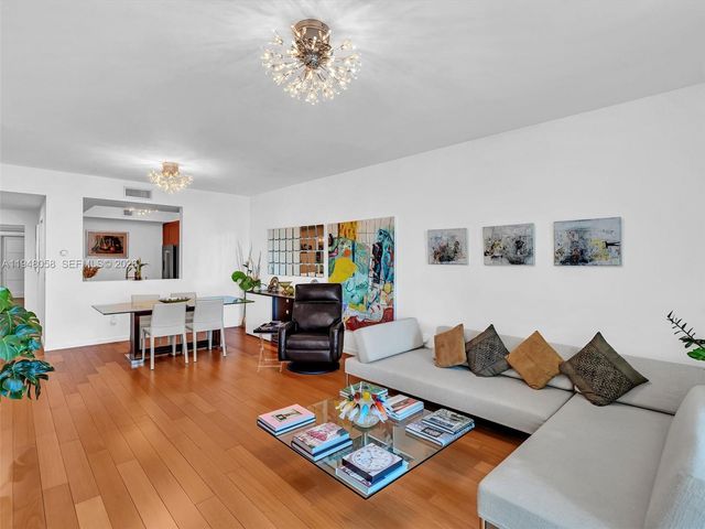 3340 NE 190th St 704, Aventura, FL 33180