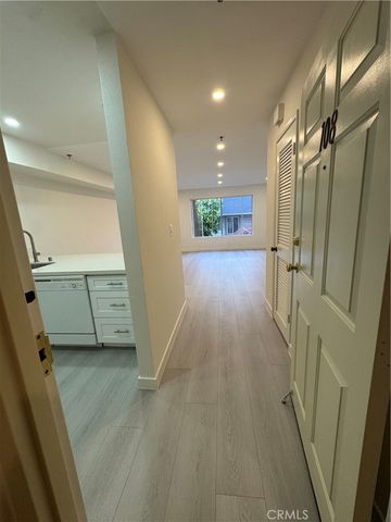 2616 Canada Boulevard 108, Glendale, CA 91208
