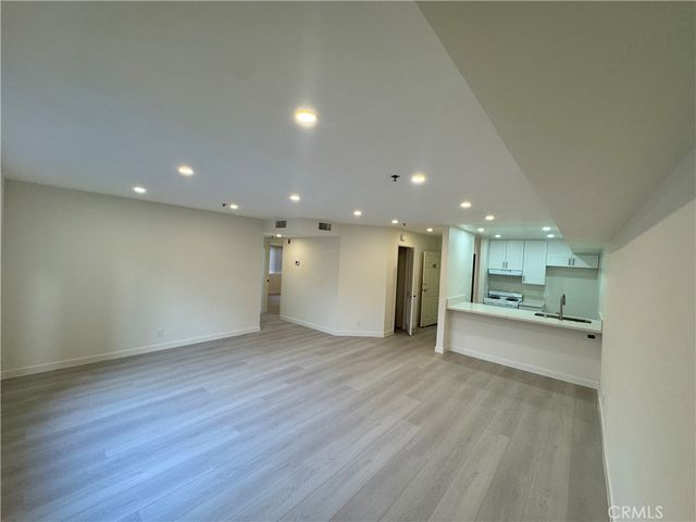 2616 Canada Boulevard 108, Glendale, CA 91208