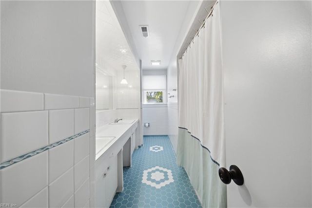 1108 Miles Standish RD, Virginia Beach, VA 23455