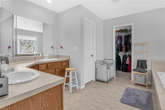 3501 Maxim CT, Chesapeake, VA 23323