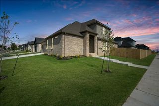 6702 Acacia Street, Bentonville, AR 72713