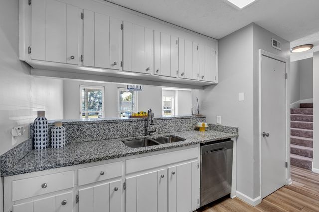 326 Nesbitt Ln, Madison, TN 37115
