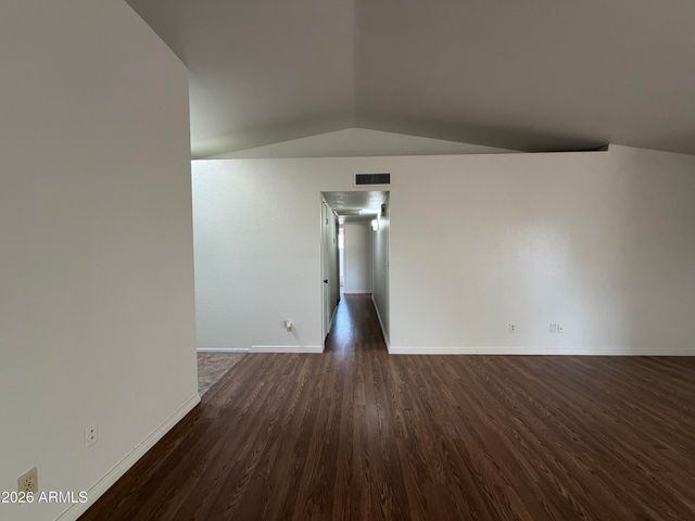 10701 W CAMPBELL Avenue, Phoenix, AZ 85037