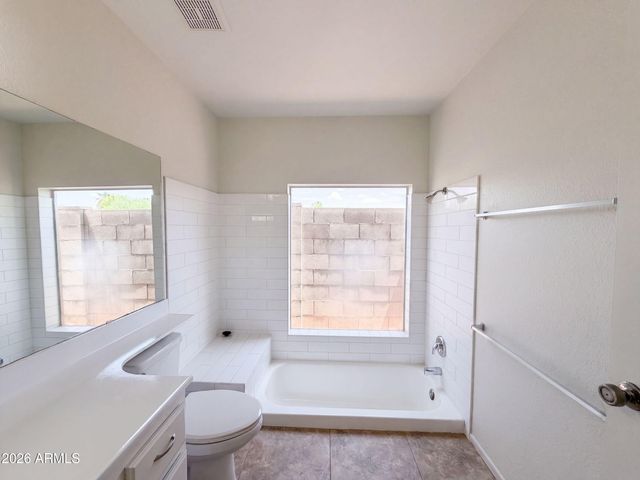 10701 W CAMPBELL Avenue, Phoenix, AZ 85037
