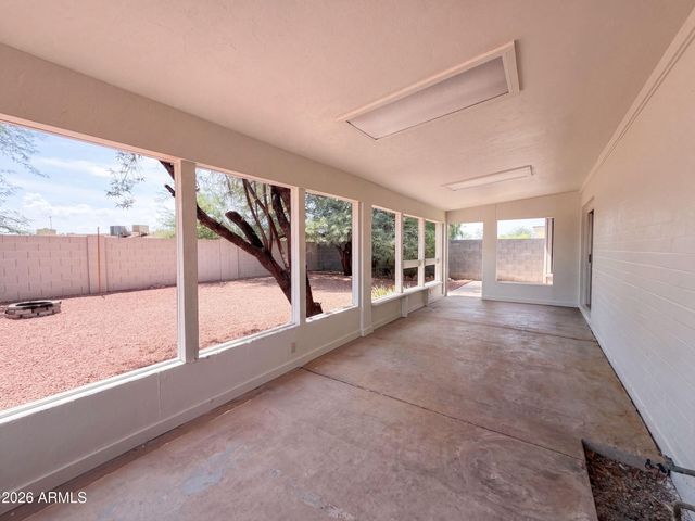 10701 W CAMPBELL Avenue, Phoenix, AZ 85037