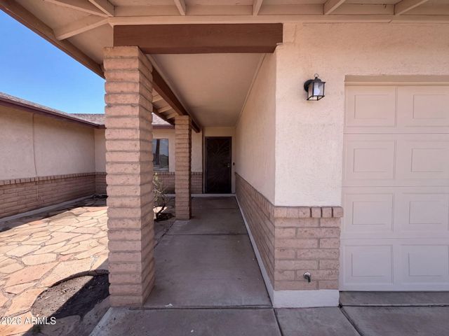 10701 W CAMPBELL Avenue, Phoenix, AZ 85037