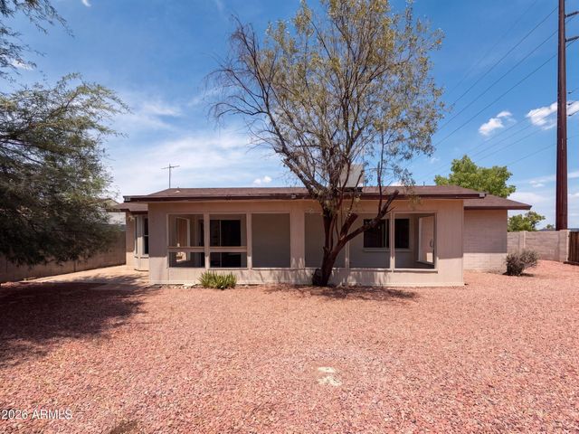 10701 W CAMPBELL Avenue, Phoenix, AZ 85037