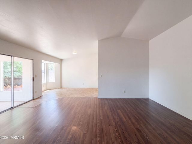 10701 W CAMPBELL Avenue, Phoenix, AZ 85037