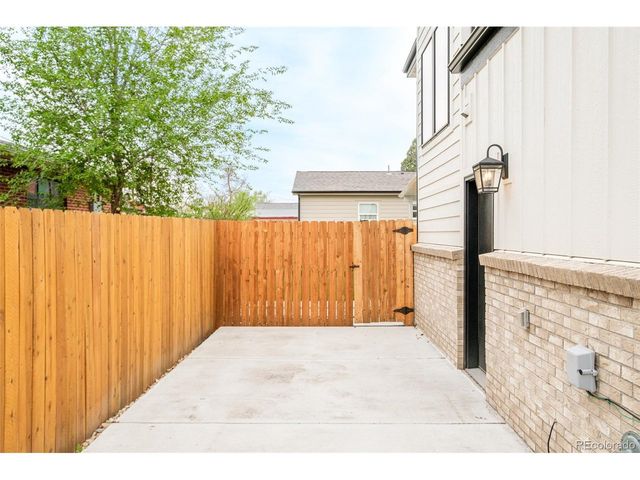 3214 Fenton St, Wheat Ridge, CO 80212