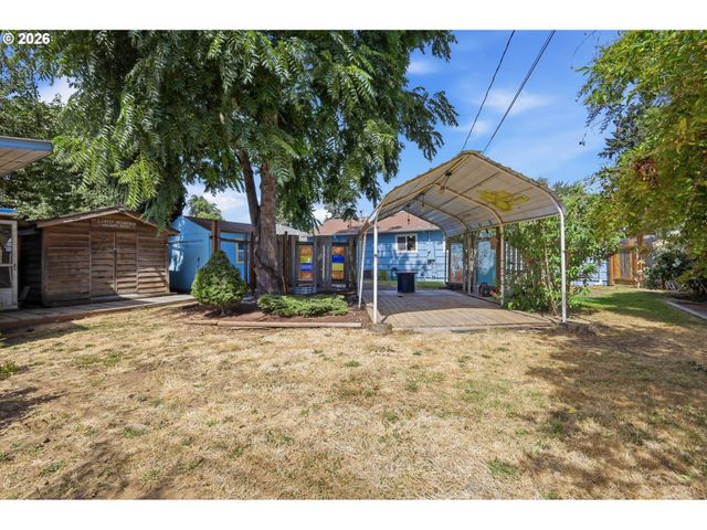 637 TINAMOU Ln, Springfield, OR 97477