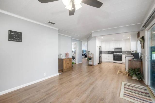 2250 N Broadway 31, Escondido, CA 92026