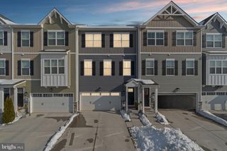 2757 TOWN VIEW CIR, New Windsor, MD 21776