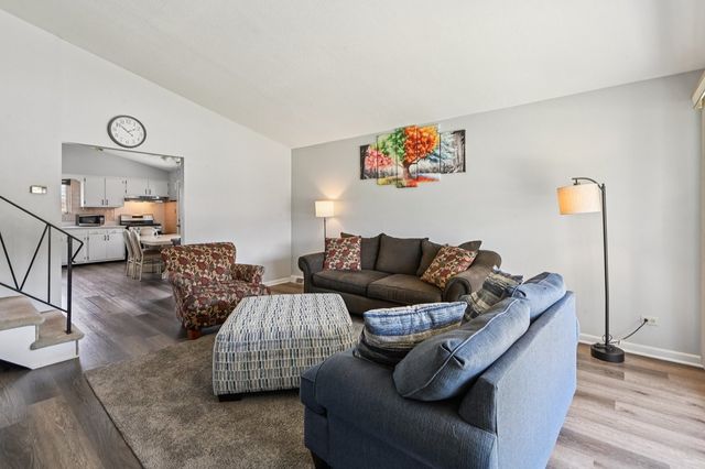 1127 Herbert Avenue, Berkeley, IL 60163