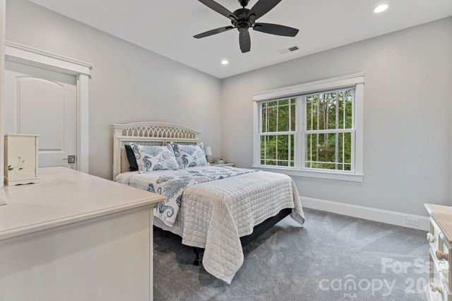 154 Emerald Creek Drive, Troutman, NC 28166