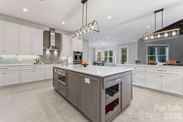 154 Emerald Creek Drive, Troutman, NC 28166