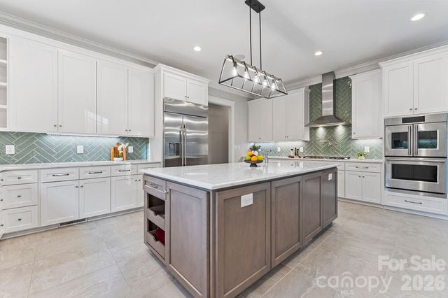 154 Emerald Creek Drive, Troutman, NC 28166