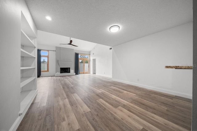 1733 SE 27TH LOOP, Ocala, FL 34471