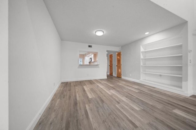 1733 SE 27TH LOOP, Ocala, FL 34471