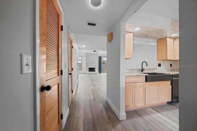 1733 SE 27TH LOOP, Ocala, FL 34471