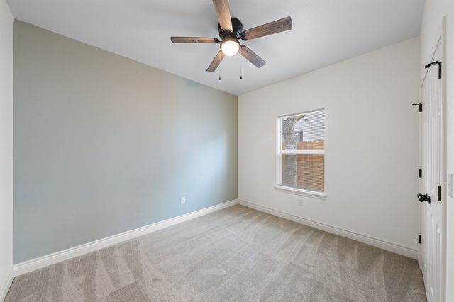 712 Gilmer St, Kerrville, TX 78028
