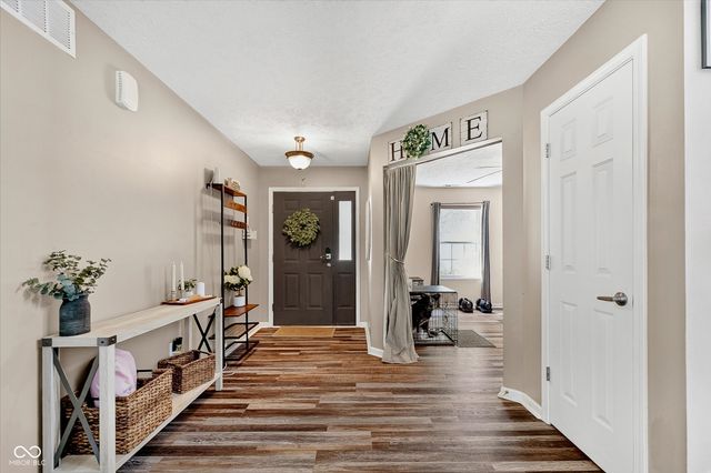 7643 Pipestone Drive, Indianapolis, IN 46217