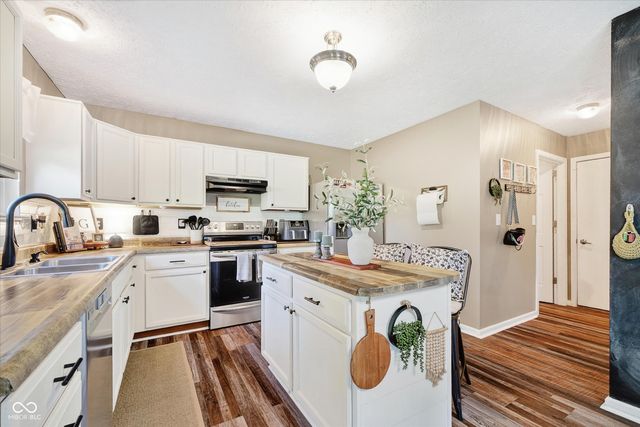 7643 Pipestone Drive, Indianapolis, IN 46217