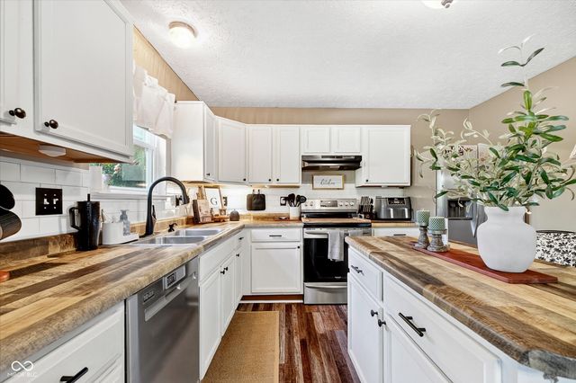 7643 Pipestone Drive, Indianapolis, IN 46217